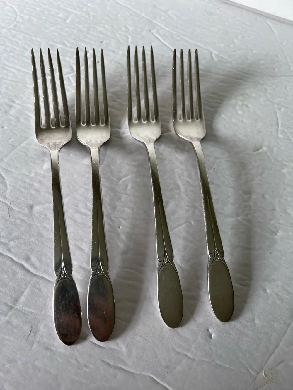 VTG 1847 Rogers Bros IS Silverplate 4 Dinner Forks 